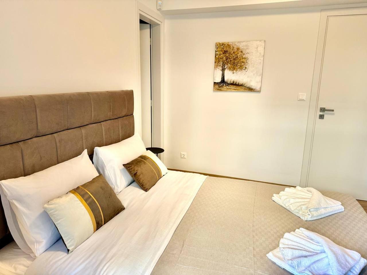 Apartment Lux Ampelokipi *