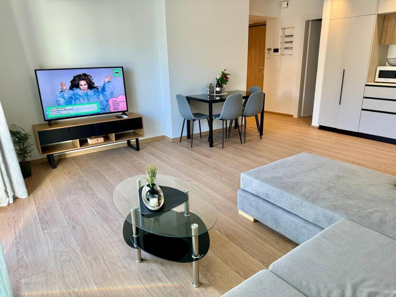 Apartment Lux Ampelokipi